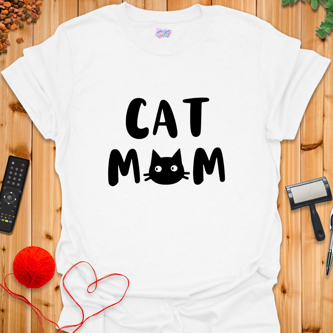 Cat Mom T-Shirt - T-Shirt - TrafTy Shirts